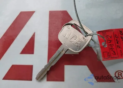 2000 Toyota Tacoma Prerunner V6 from USA, damaged, VIN 4TASN92N1YZ609849